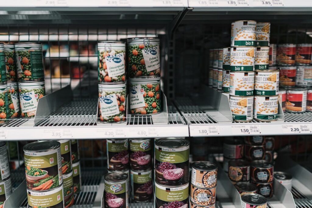 罐头食品通常会通过传导机制进行热处理